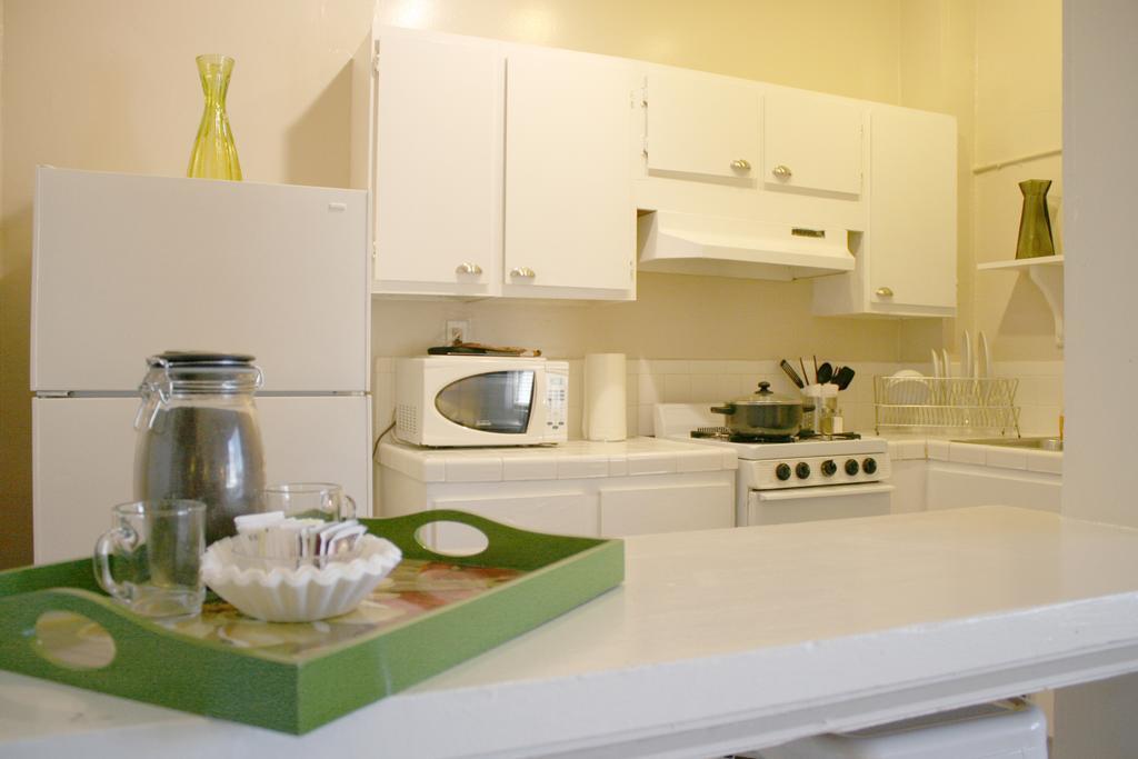 Ellison Hotel 3*